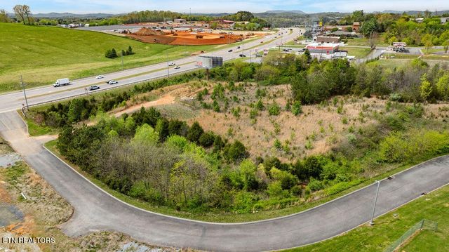 0 Winfield Dunn Pkwy, Kodak, TN 37764