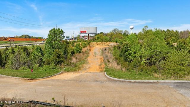 0 Winfield Dunn Pkwy, Kodak, TN 37764