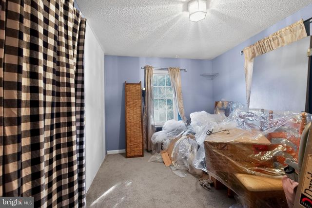 710 PORTER AVE, Martinsburg, WV 25401