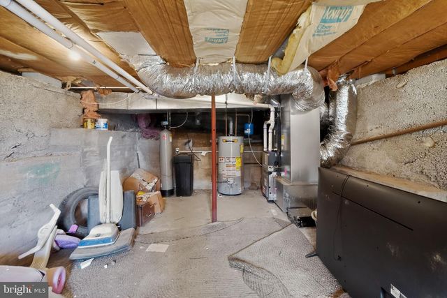 710 PORTER AVE, Martinsburg, WV 25401