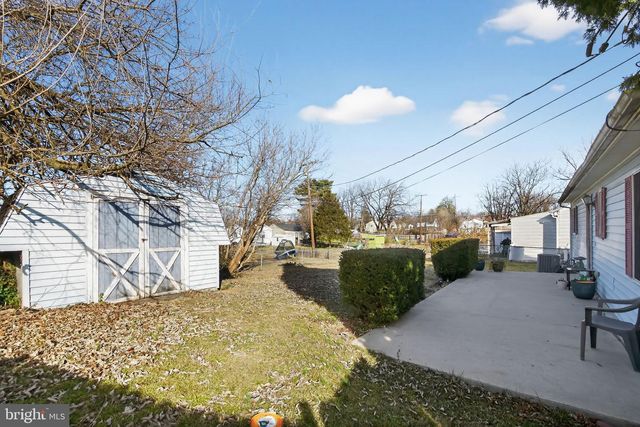 710 PORTER AVE, Martinsburg, WV 25401