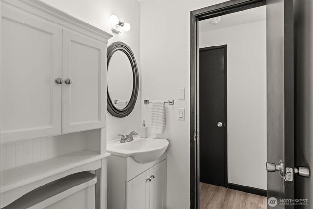 343 4th Street SE, Puyallup, WA 98372