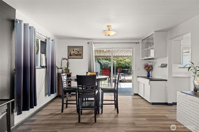 343 4th Street SE, Puyallup, WA 98372