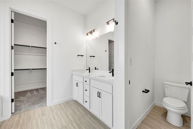 394 Bishop Wood RD, Dripping Springs, TX 78620