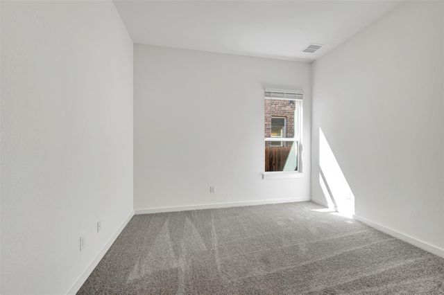 394 Bishop Wood RD, Dripping Springs, TX 78620