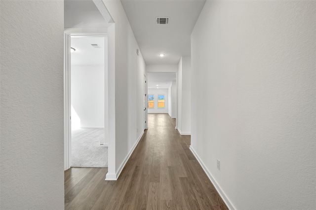 394 Bishop Wood RD, Dripping Springs, TX 78620