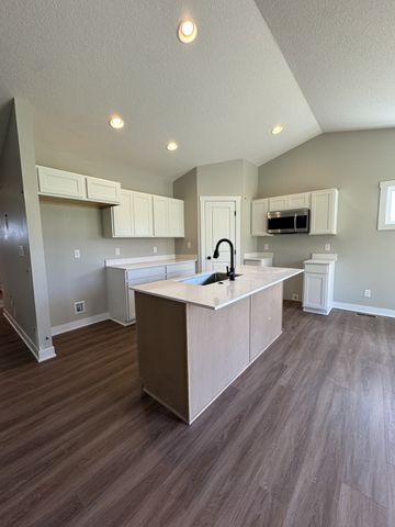 306 Herold Avenue, Des Moines, IA 50315