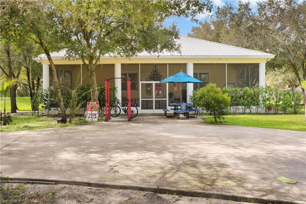 255 C RD, LABELLE, FL 33935 — exterior