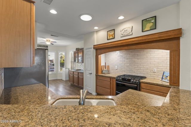18574 N SUNRAY Court, Surprise, AZ 85374