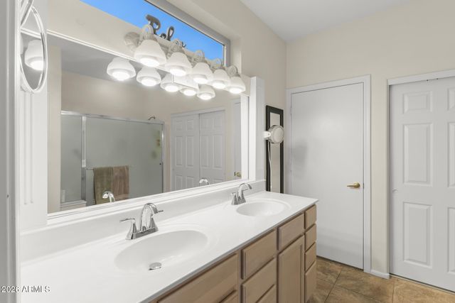 18574 N SUNRAY Court, Surprise, AZ 85374