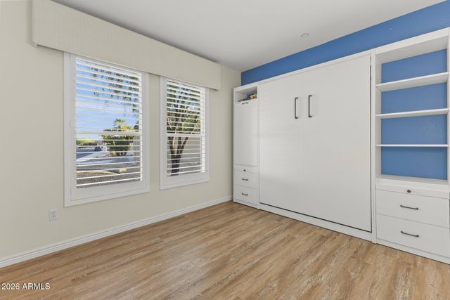 18574 N SUNRAY Court, Surprise, AZ 85374