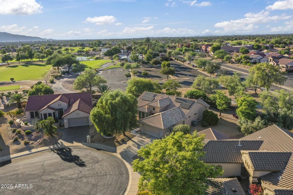 18574 N SUNRAY Court, Surprise, AZ 85374 — photo 4