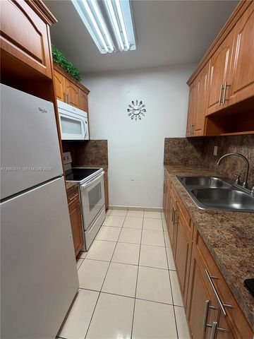 5501 NW 7th Street E204, Miami, FL 33126