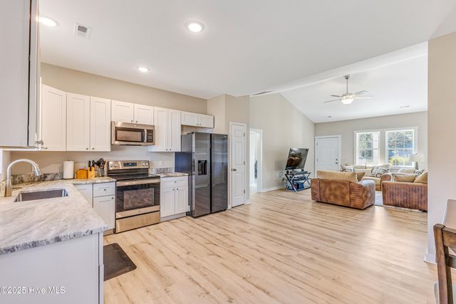 286 Elm Street, Saint James, NC 28461