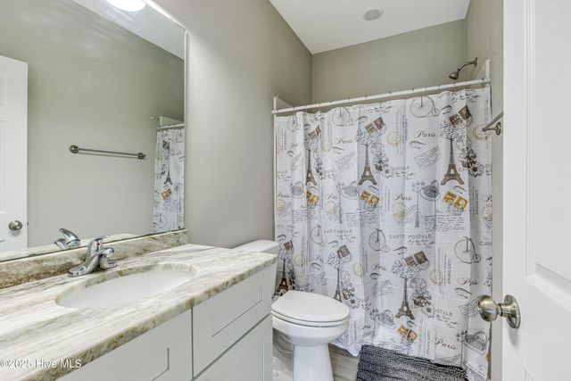 286 Elm Street, Saint James, NC 28461