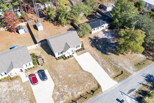 286 Elm Street, Saint James, NC 28461