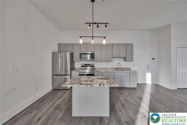 10 West Goepp Street 207, Bethlehem City, PA 18018