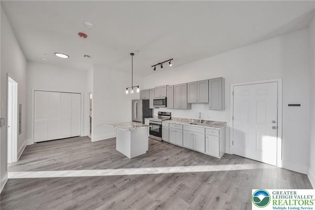 10 West Goepp Street 207, Bethlehem City, PA 18018