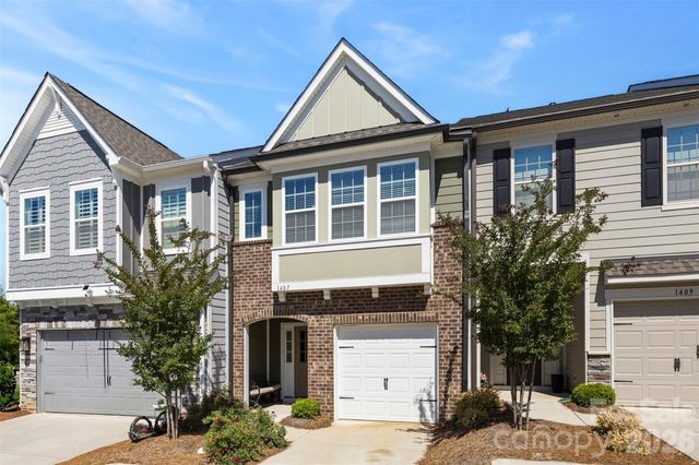 1407 Crest Creek Court, Clover, SC 29710
