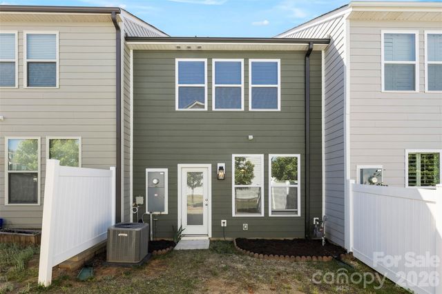 1407 Crest Creek Court, Clover, SC 29710