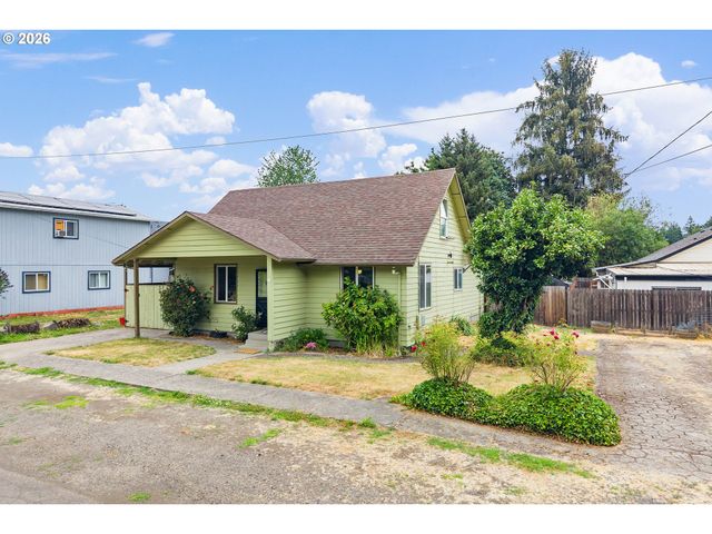 609 4TH St, Dayton, OR 97114