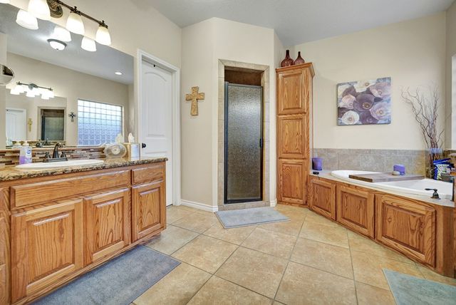 7612 Canterbury Dr, Odessa, TX 79765