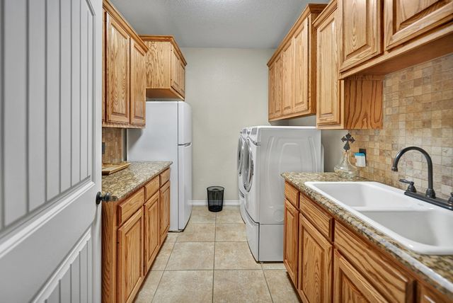 7612 Canterbury Dr, Odessa, TX 79765