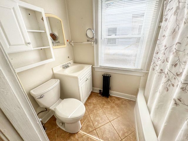 400 Arlington Street, Lynchburg, VA 24503