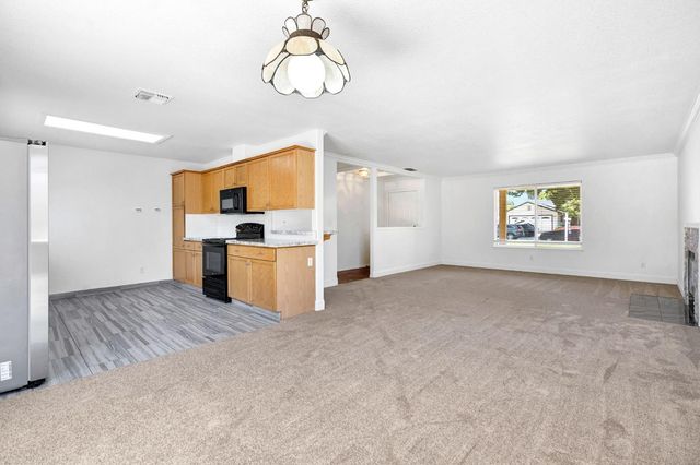 6311 N Cornelia Avenue, Fresno, CA 93722