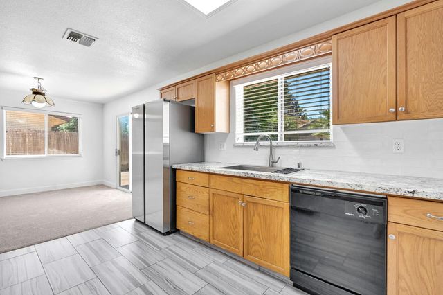6311 N Cornelia Avenue, Fresno, CA 93722