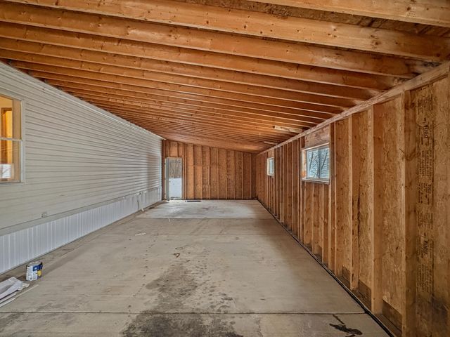 253 E Scarlet Oak Drive, Coopersville, MI 49404