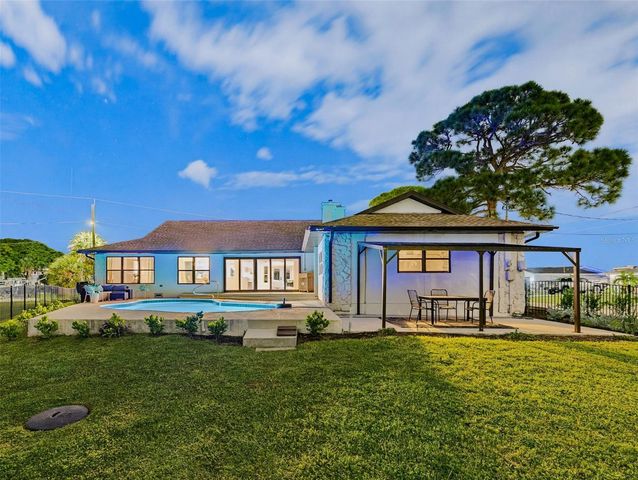 8136 BRIGHTON DRIVE, Port Richey, FL 34668