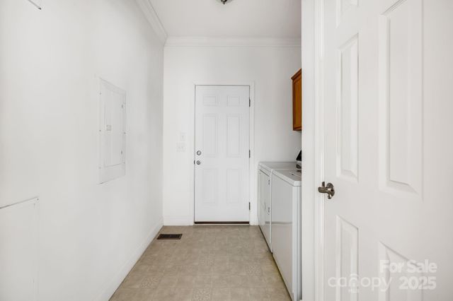 1 Hedgerose Court B, Asheville, NC 28805