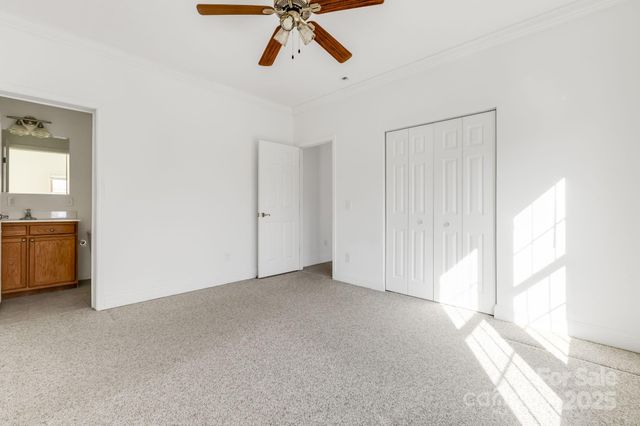 1 Hedgerose Court B, Asheville, NC 28805