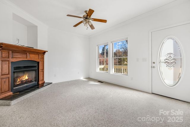 1 Hedgerose Court B, Asheville, NC 28805