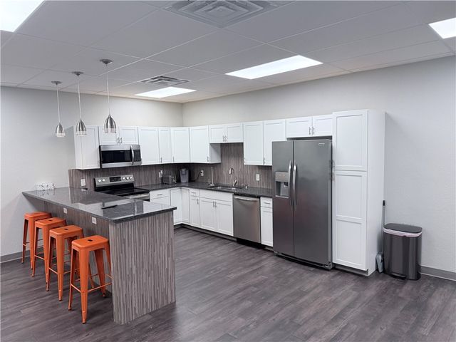 1000 SW Westpark Drive 18, Bentonville, AR 72712
