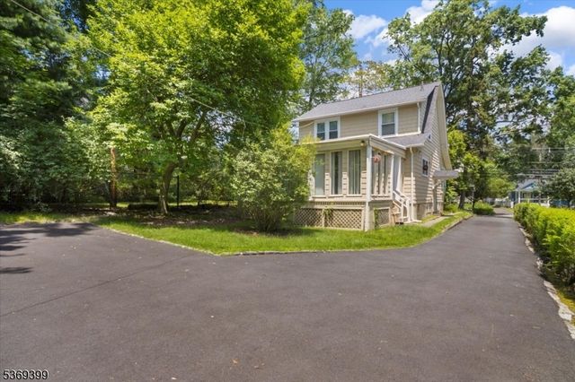 25 Cedar Ave, Montclair Twp., NJ 07042