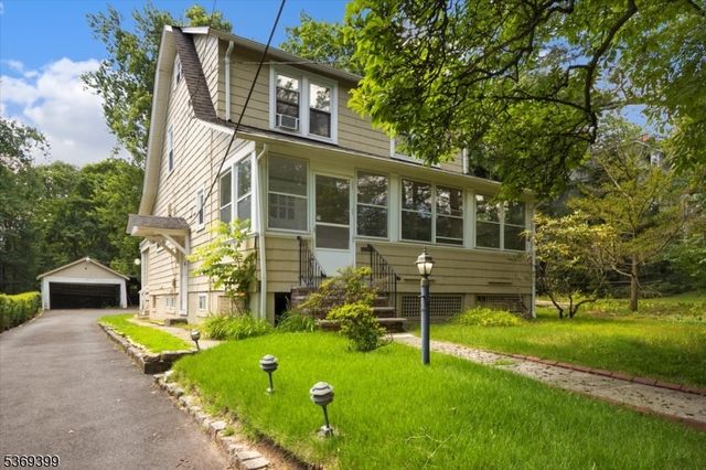 25 Cedar Ave, Montclair Twp., NJ 07042