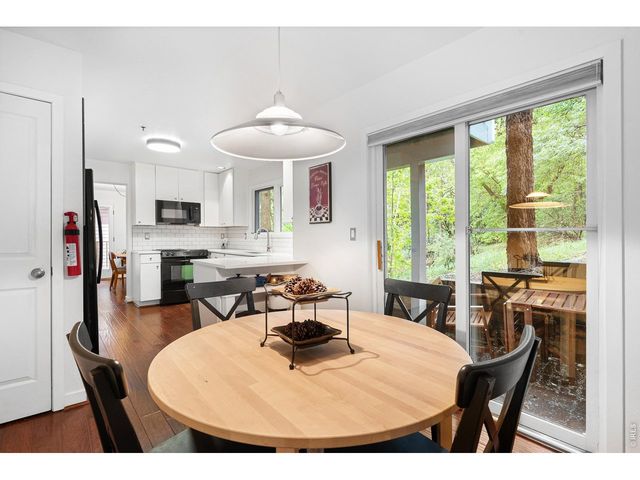 553 Pearl St, Boulder, CO 80302