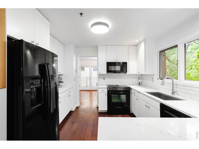 553 Pearl St, Boulder, CO 80302
