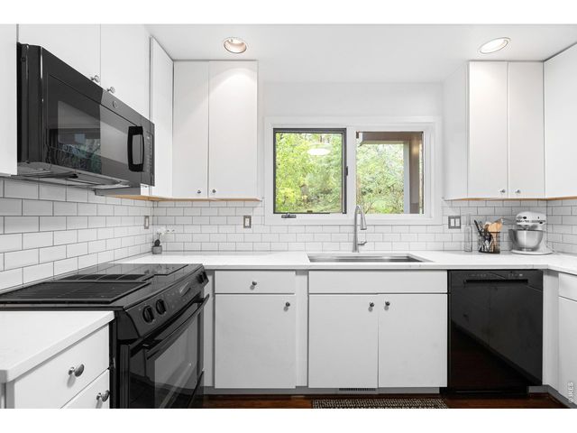 553 Pearl St, Boulder, CO 80302