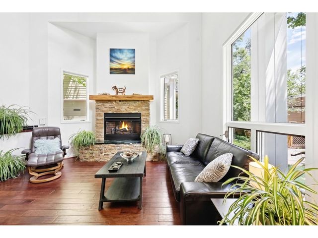 553 Pearl St, Boulder, CO 80302