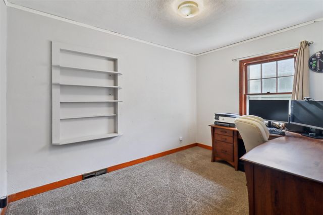 1924 2nd Street, Perry, IA 50220