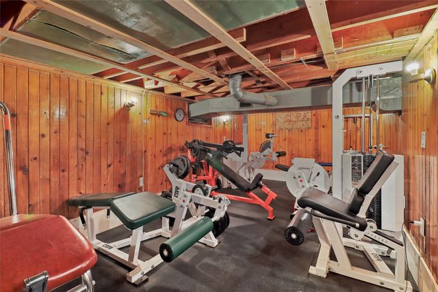 1924 2nd Street, Perry, IA 50220