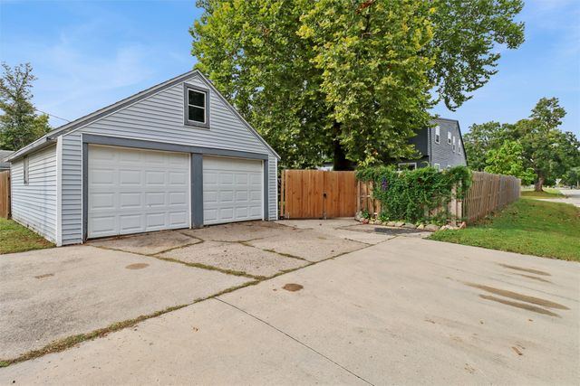 1924 2nd Street, Perry, IA 50220