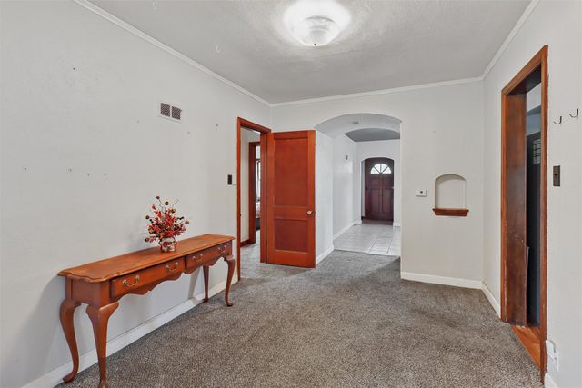 1924 2nd Street, Perry, IA 50220