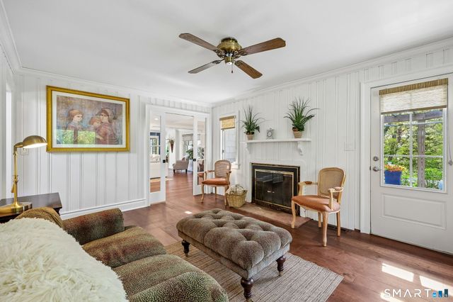15 Lake Shore Drive, East Lyme, CT 06357
