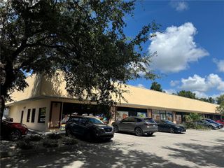 2566 60 HIGHWAY, Valrico, FL 33594