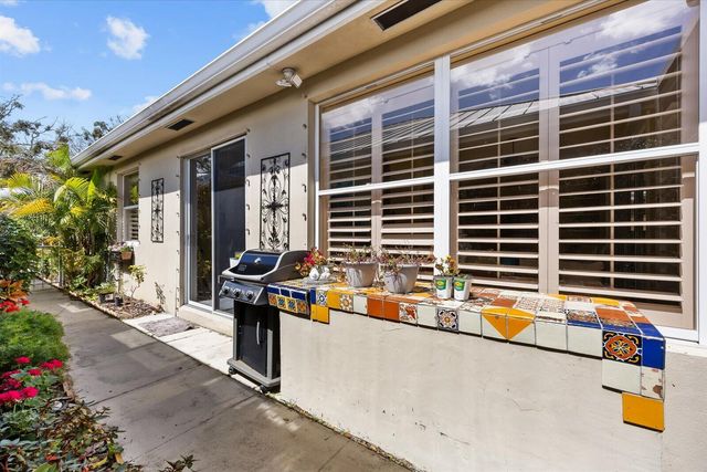 2856 SW Brighton Way, Palm City, FL 34990