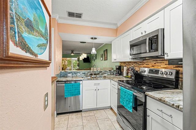 4821 MYRTLE OAK DRIVE 12, New Port Richey, FL 34653